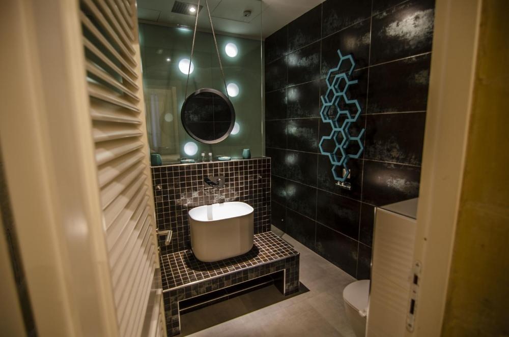 Senglea Suites
